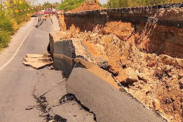 Arti Mimpi Tanah Longsor Pertanda Kalian Harus Berhati-hati